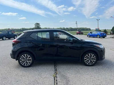 2021 Nissan Kicks, $19690. Photo 5