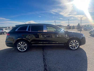 2010 Lincoln MKT, $10790. Photo 5