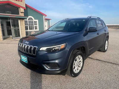 2020 Jeep Cherokee, $21000. Photo 2