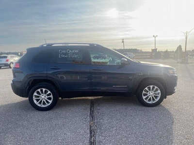 2020 Jeep Cherokee, $21000. Photo 5