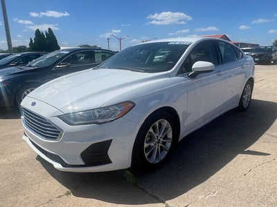 2020 Ford Fusion, $16890. Photo 2