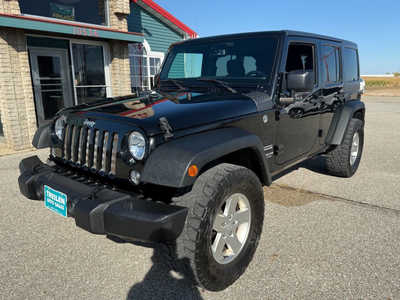 2016 Jeep Wrangler Unlimited, $22490. Photo 2