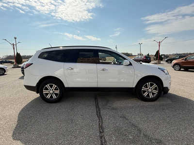 2016 Chevrolet Traverse, $18980. Photo 6