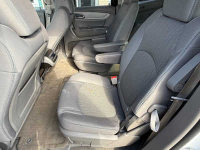 2016 Chevrolet Traverse, $18980. Photo 8