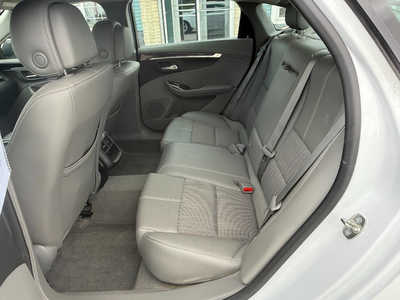 2014 Chevrolet Impala, $15600. Photo 7