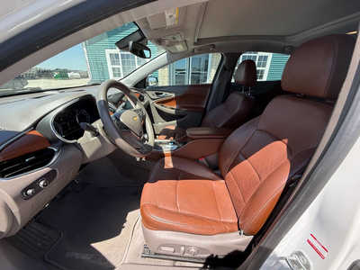 2016 Chevrolet Malibu, $13850. Photo 8