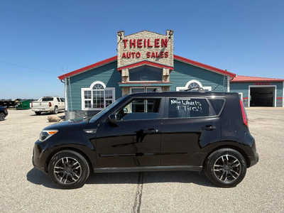 2014 Kia Soul, $9600. Photo 1