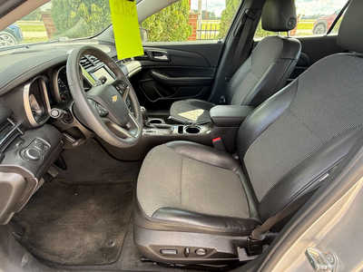 2015 Chevrolet Malibu, $12890. Photo 7