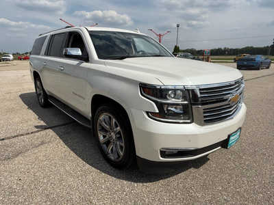 2016 Chevrolet Suburban, $24950. Photo 4