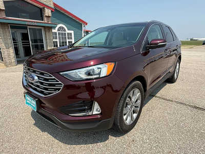 2019 Ford Edge, $22940. Photo 2