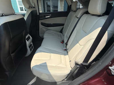 2019 Ford Edge, $22940. Photo 8