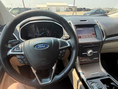 2019 Ford Edge, $22940. Photo 9