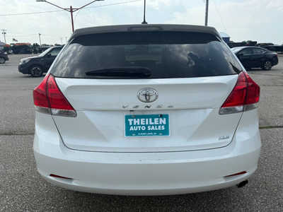 2012 Toyota Venza, $11650. Photo 5