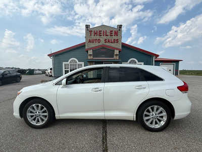 2012 Toyota Venza, $11650. Photo 1