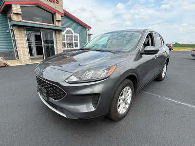 2021 Ford Escape, $22650. Photo 2