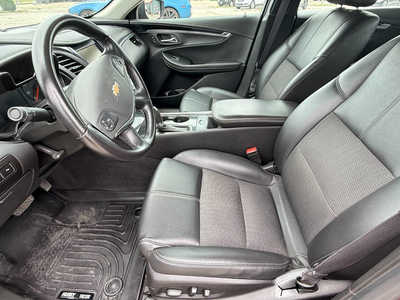2016 Chevrolet Impala, $12900. Photo 7