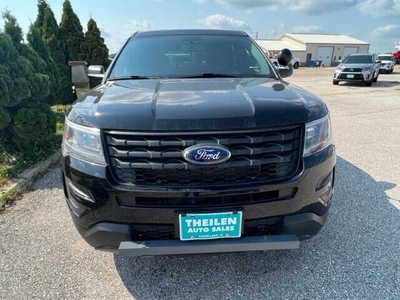 2018 Ford Explorer, $15990. Photo 4