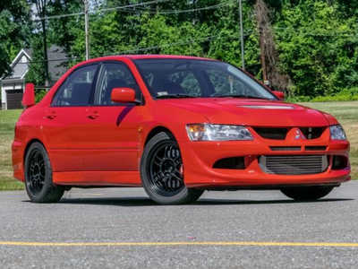 2004 Mitsubishi Lancer, $34100. Photo 2