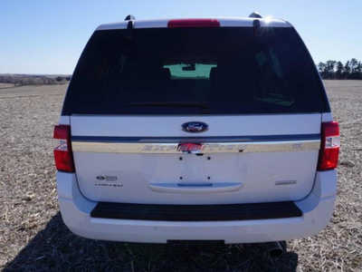 2016 Ford Expedition EL, $20700. Photo 2