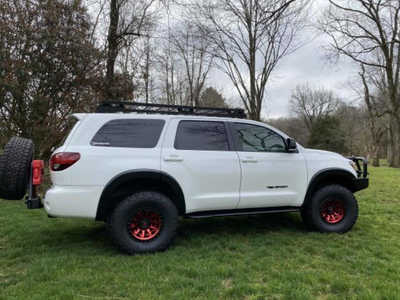 2018 Toyota Sequoia, $22800. Photo 8