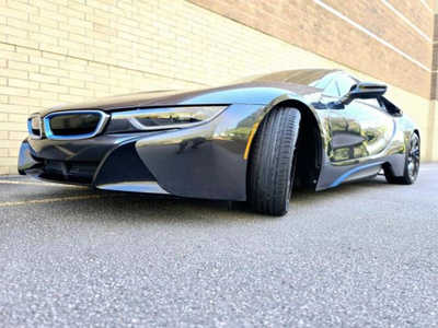 2015 BMW i8, $20300. Photo 3
