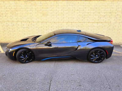 2015 BMW i8, $20300. Photo 9