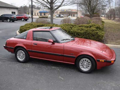 1985 Mazda RX7, $16500. Photo 5