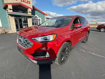 2020 Ford Edge, $19590. Photo 2