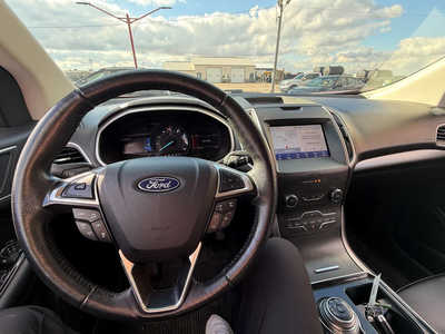 2020 Ford Edge, $19590. Photo 9