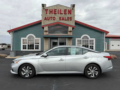 2020 Nissan Altima, $19650. Photo 1