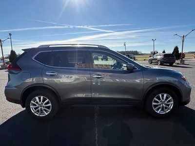 2019 Nissan Rogue, $16950. Photo 5