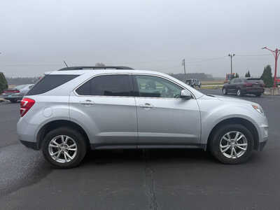 2017 Chevrolet Equinox, $8890. Photo 6