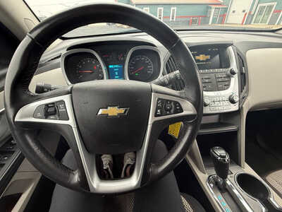 2017 Chevrolet Equinox, $8890. Photo 9