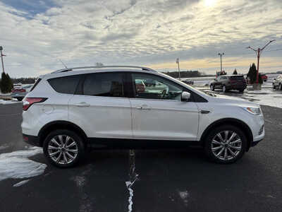 2018 Ford Escape, $14877. Photo 5