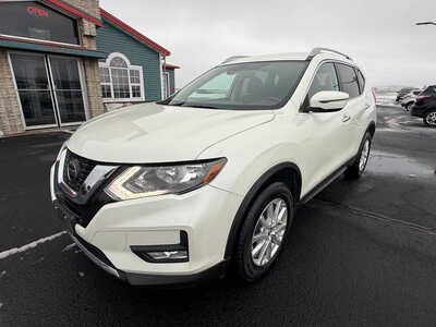 2020 Nissan Rogue, $17766. Photo 2