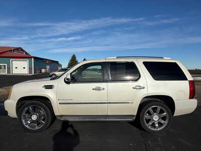 2007 Cadillac Escalade, $17990. Photo 1