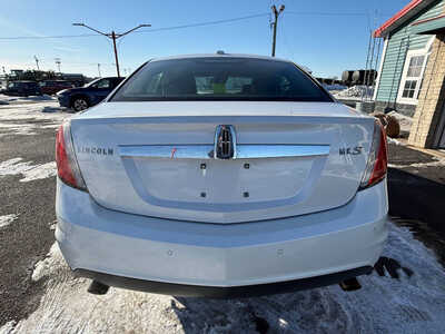 2011 Lincoln MKS, $5576. Photo 5