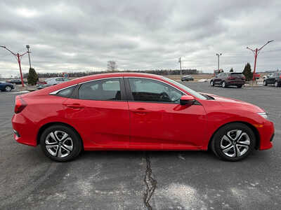 2016 Honda Civic, $16676. Photo 5