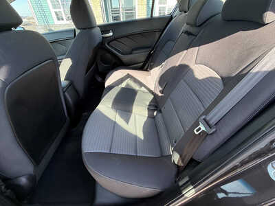 2017 Kia Forte, $11976. Photo 8