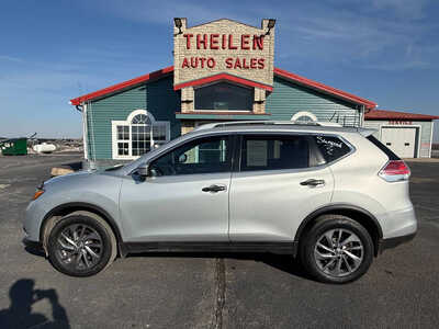 2016 Nissan Rogue, $14876. Photo 1