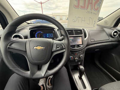 2016 Chevrolet Trax, $12476. Photo 9