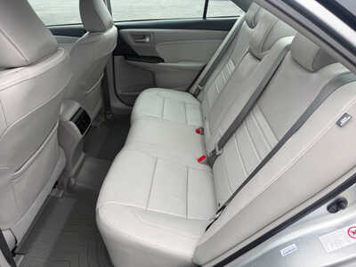 2015 Toyota Camry, $14676. Photo 8