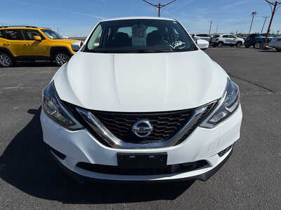 2019 Nissan Sentra, $9876. Photo 3