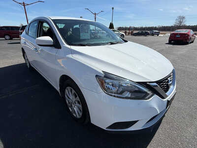 2019 Nissan Sentra, $9876. Photo 5