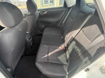 2019 Nissan Sentra, $9876. Photo 7