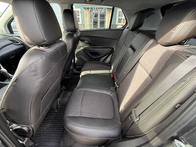 2020 Chevrolet Trax, $12576. Photo 8