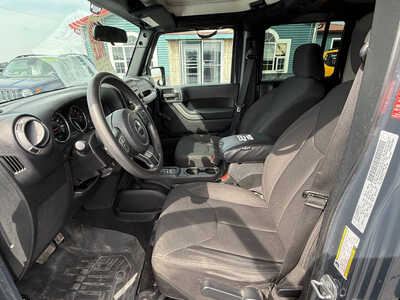 2016 Jeep Wrangler Unlimited, $15876. Photo 7