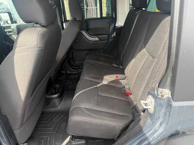 2016 Jeep Wrangler Unlimited, $15876. Photo 9