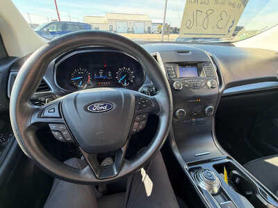 2019 Ford Edge, $13867. Photo 9