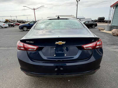 2020 Chevrolet Malibu, $13776. Photo 6